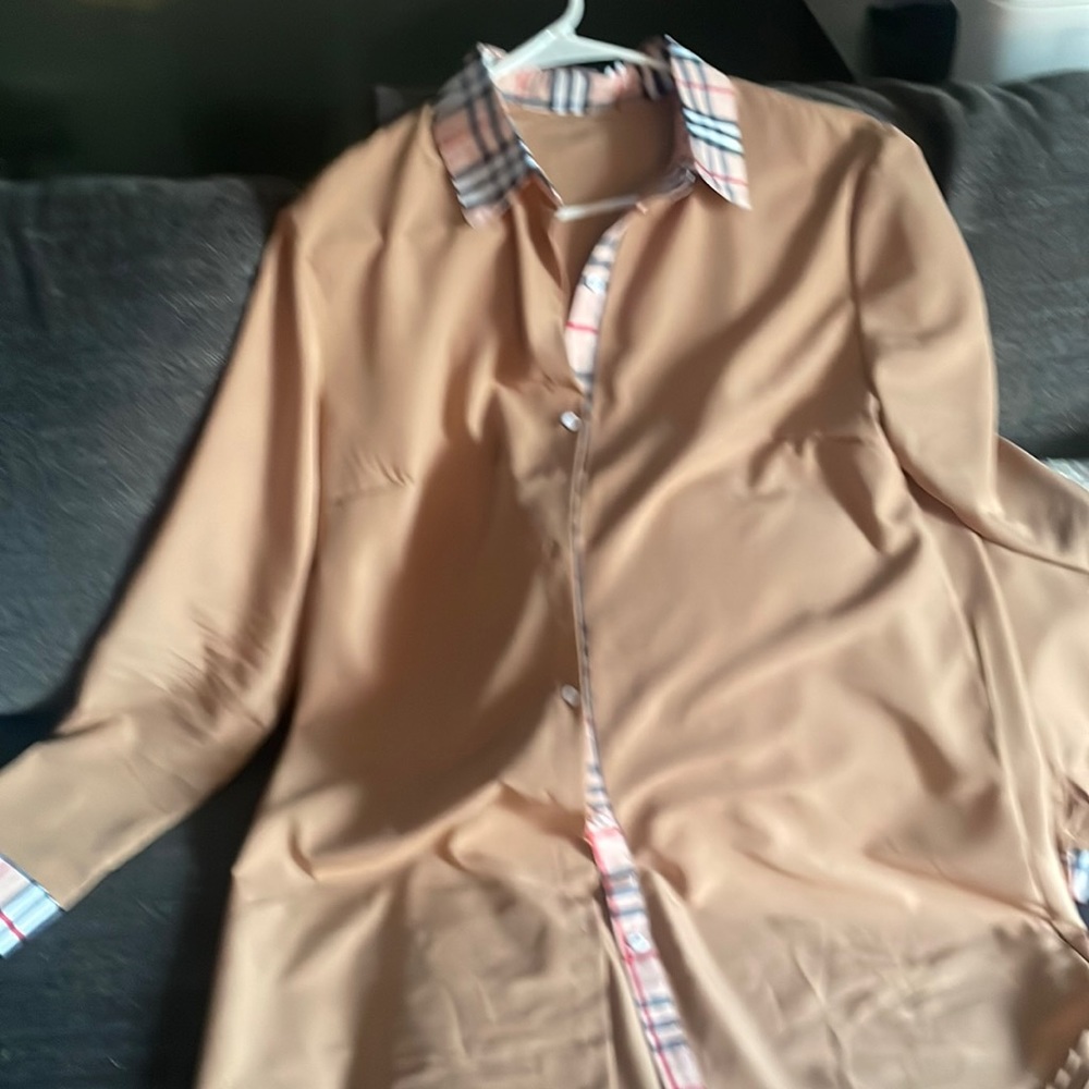 New Shirt dress worn once to tight